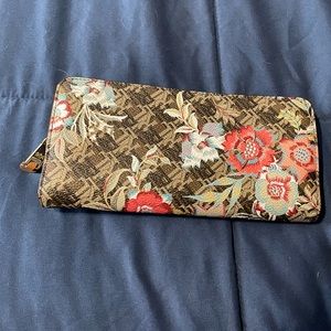 Ralph Lauren leather wallet.